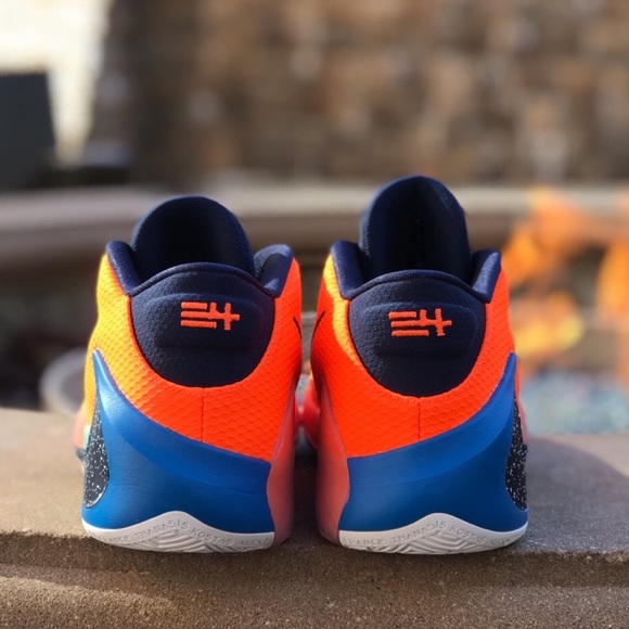 Just In NWT Nike Freak 1 GS Giannis Basketball - Picture 5 of 8